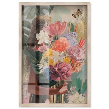Imagem de Woman Basked in Flowers II Shadowbox Print Floral Glam Wall Art por Art Remedy, moldura loira, 28 x 40 cm