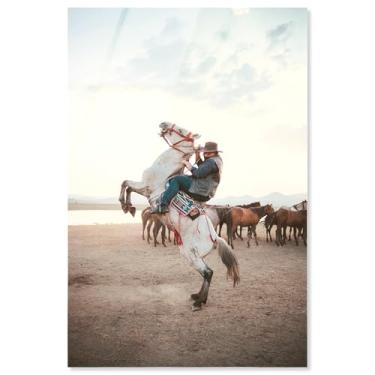 Imagem de Decoração de parede de deserto com impressão acrílica Horse Rider por Notoriart, pronta para pendurar, 50 x 76 cm