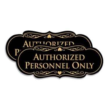 Imagem de Signs ByLITA Placa de designer autorizada apenas para pessoal (preto dourado) - Pacote grande com 2