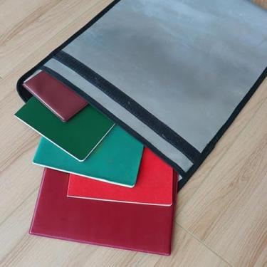 Imagem de RNXRZANK Bolsa para Documentos à Prova de Fogo, Impermeável E Versátil, Ideal para Viagens de Negócios E Como Presente. Prática E Segura, Perfeita para Guardar, 34 Cm X 46 Cm