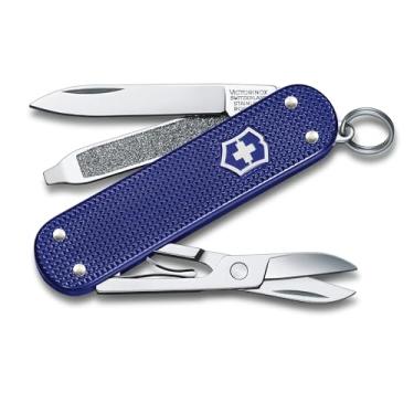 Imagem de Canivete de bolso Victorinox Classic SD Colors Alox, Night Dive, 5 funções