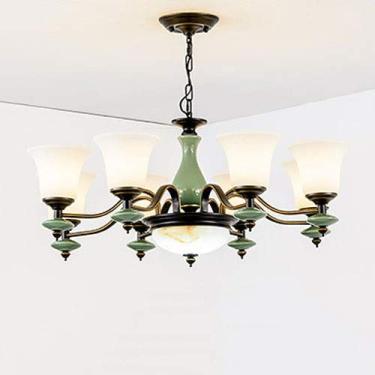 Imagem de WYUYIWH Lustre de teto para sala de jantar, hall de entrada, lustre retrô simples para sala de estar, lustre europeu arte de ferro, restaurante, lustre criativo e27, luzes de teto de metal, decoração