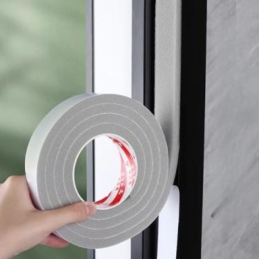 Imagem de Vedação de porta de decapagem climática com 2 rolos, 1,6 cm de largura x 0,4 cm de espessura, vedação de janela de ar condicionado, fita de espuma autoadesiva, branca (1,5 m x 1 rolo)