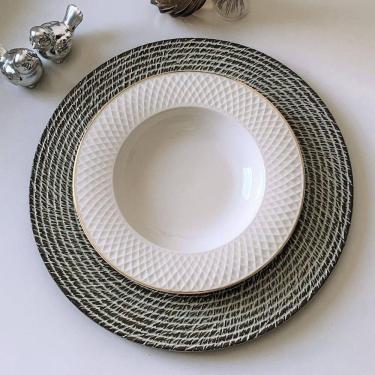 Imagem de 4 Sousplat Redondo Mesa Posta Plástico Alto Padrão Bia Bg