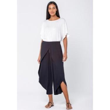 Imagem de Calça Pantacourt Transpassada Malha Preta - P - Veste do 38 ao 40-Feminino