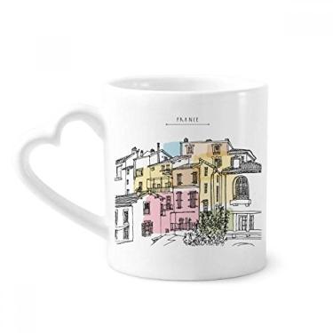 Imagem de Caneca colorida com pintura da França do edifício de cidade, copo de coração de vidro