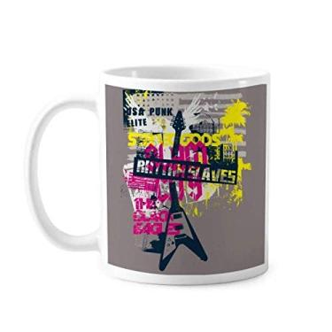 Imagem de Caneca de cerâmica com estampa de guitarra colorida da Graffiti Street Culture