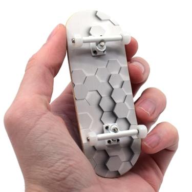 Imagem de Teak Tuning Edição completa de hexágonos elevados para fingerboard – Premium, gráfico de transferência de calor – Formato e tamanho profissionais – rodas de rolamento, caminhões profissionais, buchas Pro Duro 61A – Deck de 34 mm x 97 mm