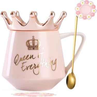 Imagem de Arawat Caneca rosa rainha de tudo com tampa copo rosa fofo com coroa 340 g chá canecas de café presente com colher e porta-copos copos de cerâmica presentes de aniversário para mulheres, meninas