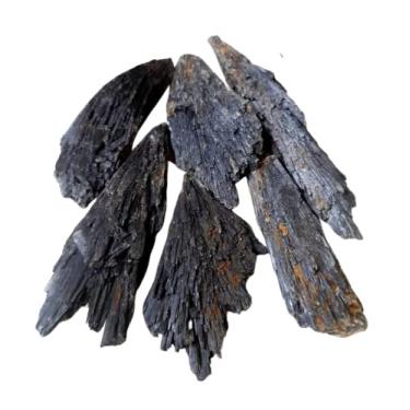 Imagem de Pedra Natural Vassourinha de Bruxa Cianita Preta