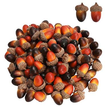 Imagem de Udefineit 100 peças de mini bolotas artificiais de 3 cm, adereços de frutas falsas de carvalho realista modelo de plantas de nogueira de carvalho para decoração de mesa de cozinha doméstica, decoração de mesa de Ação de Graças Dia das Bruxas Natal enfeites decorativos (pacote com 2)