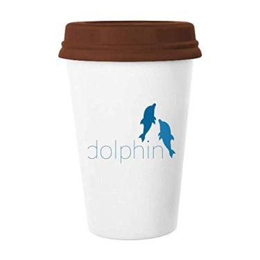 Imagem de Caneca de cerâmica Blue Ocean Docile com dois golfinhos e copo de café