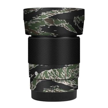 Imagem de 30 1.4 E Acessórios de película para lente de câmera adesivo de película protetora de vinil para Sigma 30 mm F1.4 DG DN adequado para Sony E Mount Adesivos protetores de câmera (Camuflagem com listras