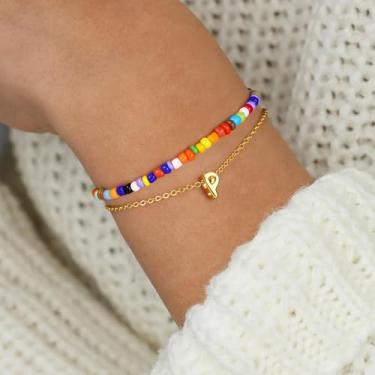 Imagem de Pulseiras femininas delicadas banhadas a ouro 14 quilates em camadas coloridas com contas A-Z, corrente ajustável empilhável, joias fofas, presentes de aniversário personalizados para sua filha, irmã