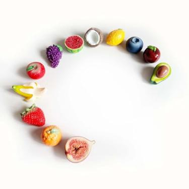 Imagem de Conjunto de 12 ímãs de geladeira de frutas realistas 3D - Decoração magnética forte de cozinha para geladeira, quadro branco de escritório, suporte de memorandos e fotos - Ímãs fofos e coloridos com