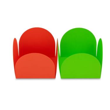 Imagem de Kit 60 Formas Pétalas Para Doces | Forminhas 4 Pétalas Plásticas | 30 Vermelhas + 30 Verdes | Formas Para Brigadeiro, Quindim, Beijinho | Forminhas Para Doces Festa | Não Desbotam | Reutilizáveis