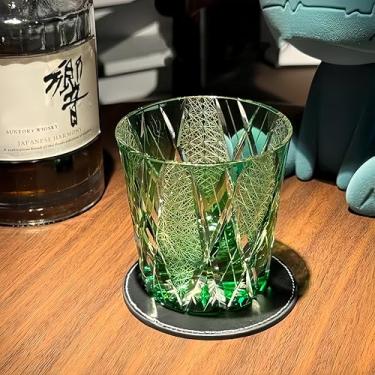 Imagem de suigetsu Copo de uísque de cristal cortado à mão estilo Edo, 340 ml, ótimo para uísque, uísque e outros licores finos (floresta verde)