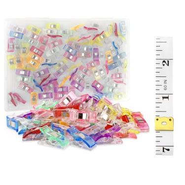 Imagem de GDMINLO Clipes de costura multiuso, clipes de plástico premium, noções de costura para suprimentos de costura, ferramentas de artesanato, cores sortidas, 100 clipes e 1 fita métrica de costura com