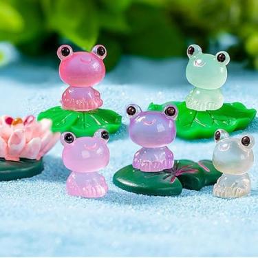 Imagem de Miniaturas de sapos de jardim brilham no escuro desenhos animados micro paisagem luminosa ornamentos engraçados fofos mini brilho (branco)