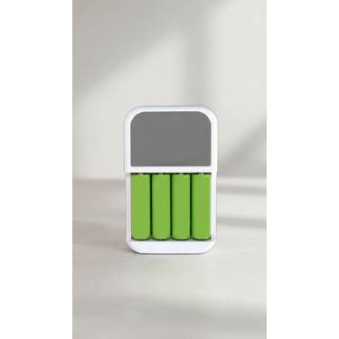 Imagem de Carregador Rápido com 4 Pilhas AA 2900mAh Digital - Congratulations St