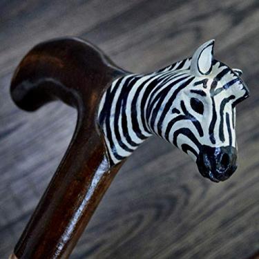 Imagem de oleksandr.victory Bengalas de caminhada palhetas de madeira esculpidas à mão acessórios de bastão de bengala feitos à mão (zebra, 89 cm)