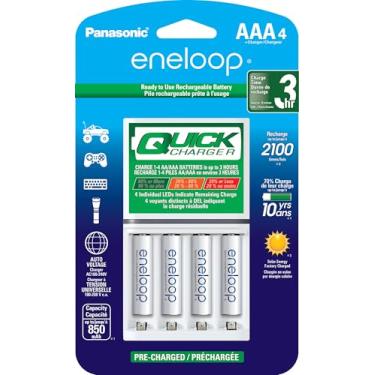 Imagem de Panasonic K-KJ55M3A4BA Bateria individual avançada 3 horas carregador rápido com 4 pilhas AAA Eneloop recarregáveis, branco