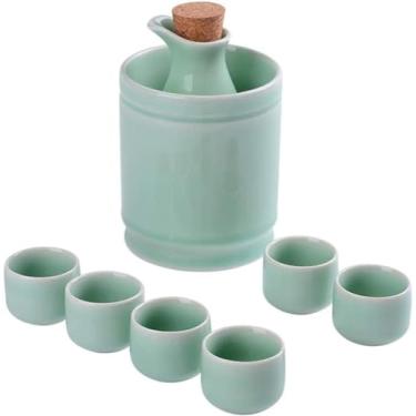 Imagem de JOEUQK Conjunto de copos de saquê japonês, conjunto de 8 peças de saquê de cerâmica com panela mais quente, conjunto de copos de vinho Celadon, conjunto tradicional de copos de saquê japonês para frio