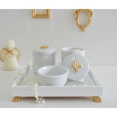 Imagem de Kit Higiene K049 Bandeja MDF Porcelanas Apliques Dourado Quarto Bebê -
