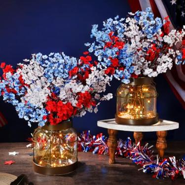 Imagem de Knitgrip Conjunto de 2 vasos de vidro de 4 de julho, decoração de lanterna patriótica rústica com luzes de flores patrióticas de seda artificial, vaso transparente para mesa de arranjos florais do Dia