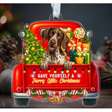 Imagem de Enfeite de acrílico com ponteiro alemão de pelo curto - Have Yourself A Furry Little Christmas - Caminhão vermelho de Natal - Decoração festiva de Natal - Pendurar na árvore de Natal