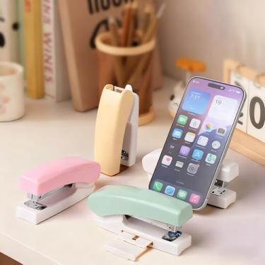 Imagem de Grampeador branco com capacidade para 20 folhas e suporte de telefone, compatível com grampos 26/6 24/6