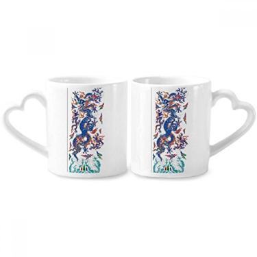 Imagem de Conjunto de canecas de porcelana para casal, padrão de nuvem de dragão chinês da China, coração