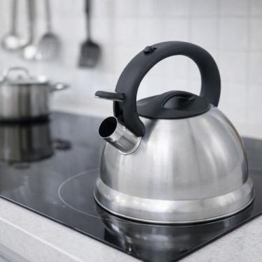 Imagem de Chaleira Retro Gold Aço Inox Com Apito 3 Litros Com Indução Retro Deco
