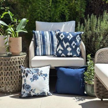 Imagem de Kit 4 Capas Almofadas Impermeáveis Listras, Geométricas, Flores e Azul