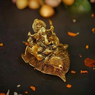 Imagem de Estátua Harmony Ganesha com Diya na folha, acabamento dourado, 7,6 cm, decoração religiosa tradicional