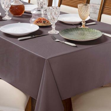 Imagem de Toalha de Mesa Lisa Térmica Impermeável em PVC e PE 2,00m X 1,40m 01 Peça Marrom Clara Luz Decora 140CM