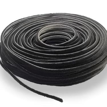 Imagem de ESCOVA FITA VEDAÇÃO 7.5X8 PRETO ROLO C/50 MTS ENCAIXE JANELA PORTA ALUMINIO