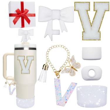 Imagem de Miglaja Acessórios brancos para Stanley Cup 850.5 g 1,134.0 g, todos os acessórios caixa de presente contêm topo de palha de flor, bota de silicone, adesivos de letras e pingentes, conjunto de tampa