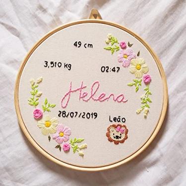Imagem de Genérico - Bordado no Bastidor - Porta Maternidade - Quadro de Bordado Redondo em Madeira e Algodão