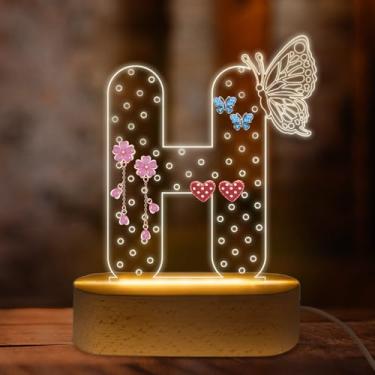 Imagem de COSHAYSOO Organizador de brincos, inicial, acrílico, com decorações de borboleta, presentes de aquecimento de casa, mesa de penteadeira, armazenamento de joias, luz noturna de LED, decoração de quarto