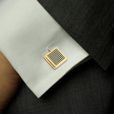 Imagem de Abotoaduras masculinas elegantes botões quadrados aço inoxidável banhado a ouro acessórios de dois tons
