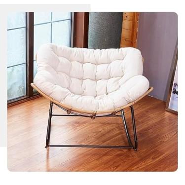 Imagem de Poltrona de Balanço Nut Chair 5Sports: Conforto e elegância em um design moderno. Ideal para momentos de relaxamento em casa, combinando praticidade, estilo e alta durabilidade.