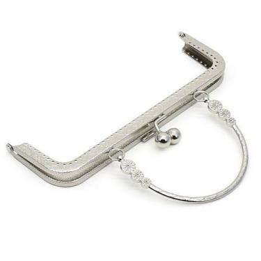 Imagem de Fecho de Metal Vintage com Alça Círculo 20cm, Prata