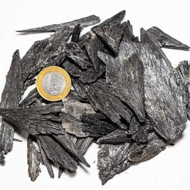 Imagem de 1kg de Cianita Preta (Vassoura de Bruxa) - Pedra Classe B Natural - Cr
