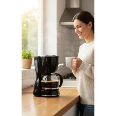 Imagem de Cafeteira Elétrica 18 Xícaras Aroma Intenso - Preta 550W - Congratulat