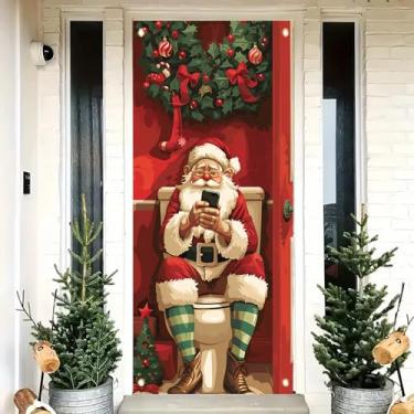 Imagem de Saoplasa Capa engraçada para porta de banheiro de Papai Noel, decoração de Natal 188 x 89 cm, faixa vermelha para banheiro com Papai Noel no telefone, guirlanda, meias, cenário de festa de inverno