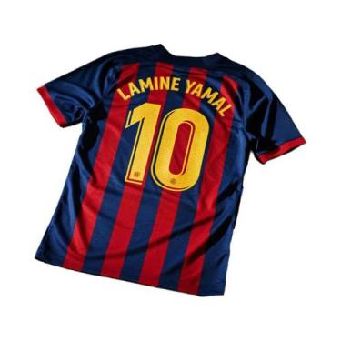 Imagem de Camisa De Futebol Clássica Com Listras Azuis E Vermelhas AI ChatGPT La