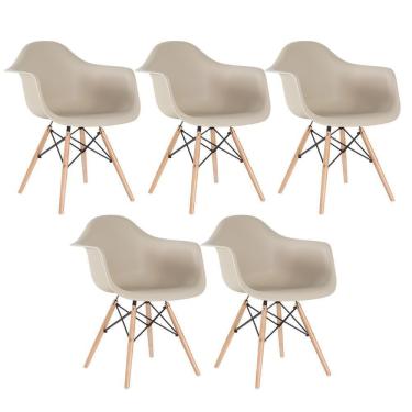 Imagem de Kit 5 Cadeiras Charles Eames Eiffel Daw Com Braços E Pés De Madeira Clara Nude