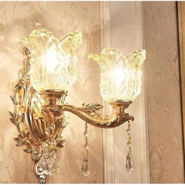Imagem de Luminária de parede contemporânea de cristal para interiores, estilo europeu, luxuosa, com LED, para decoração de sala de estar, quarto, escritório, quarto modelo, hotel, casa de campo, corr