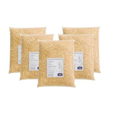 Imagem de KIT 5 Serragem para Roedores, 350g, Substrato Natural para Coelhos, Porquinhos-da-Índia, Hamsters e Ratos, Controle de Odores, Mantém Pelagem Seca